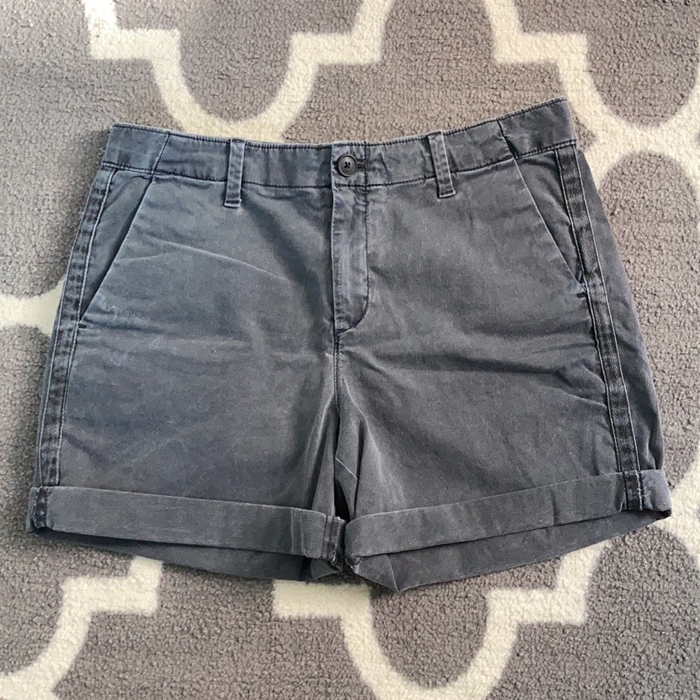 Grey GAP Girlfriend Chino Short
